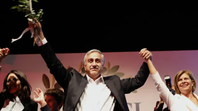 مصطفی اکینسی اپنے میئر کے 14 سالہ دور کے بعد سیاسی طور پر متعارف ہوئے