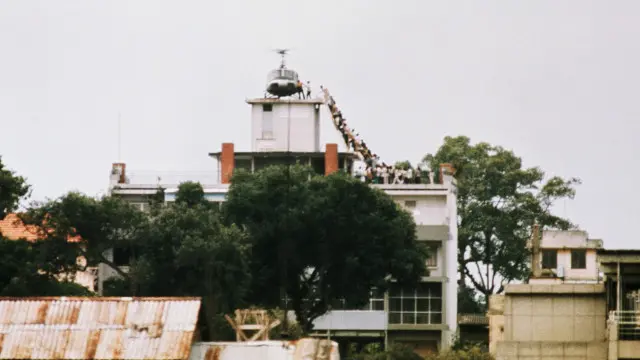 Lệnh cấm vận vũ khí từ 1964 mở rộng cho cả Việt Nam sau 1975