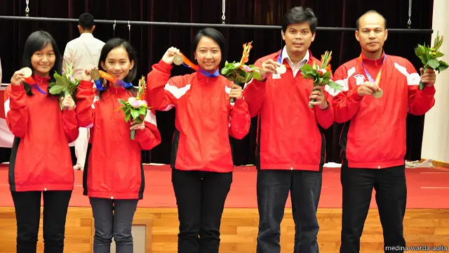 Medina (kiri) mengatakan, kecintaannya pada dunia catur ikut pula membentuk pula karakternya dalam menjalani kehidupan keseharian.