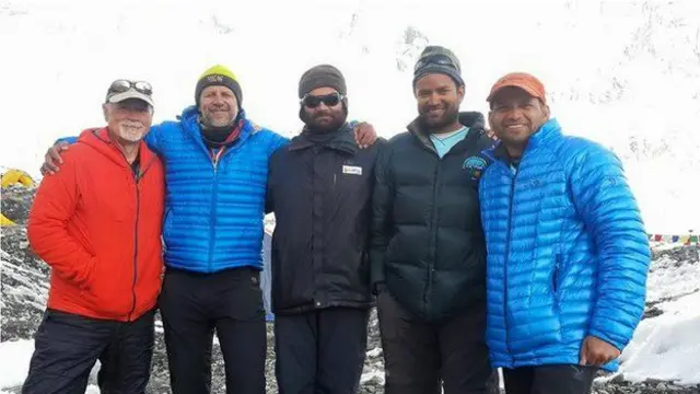 سنگیتا بہل کو بی بی سی سے بات کرنے سے چند منٹ قبل ہی یہ اچھی خبر ملی کہ ان کے خاوند اپنی ٹیم کے ہمراہ خیریت سے ہیں