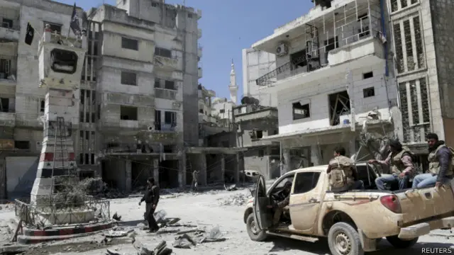 Çatışmaların ardından Cisr Eş Şugur'un merkezi.