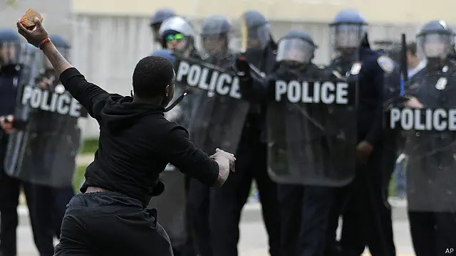 مزید پولیس اور نیشنل گارڈز کے پانچ ہزار فوجیوں کو ناگہانی حالات سے نمٹنے کے لیے تعینات کیا جا سکتا ہے