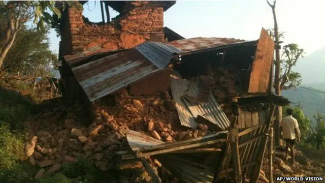 نیپال میں 80 سال بعد آنے والے شدید ترین زلزلے سے ہلاکتوں کی تعداد 4000 سے بڑھ چکی ہے