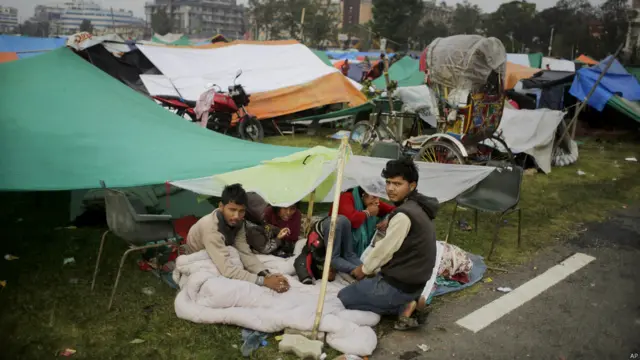 加德满都街头灾民于简陋帐篷中露宿（28/4/2015）
