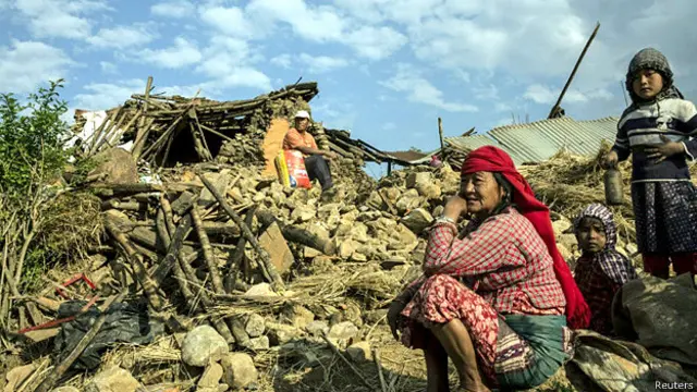 नेपाली में भूकंप से पीड़ित