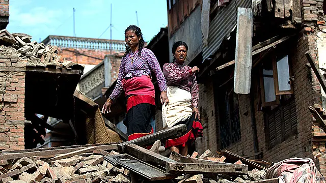 حکام کے مطابق ہلاک ہونے والے افراد کی تعداد 10 ہزار تک پہنچ سکتی ہے