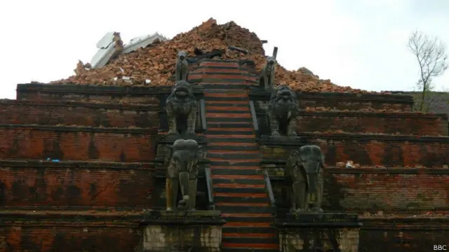 नेपाल, भक्तपुर तबाही