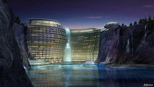 Novo hotel perto de Xangai aproveita pedreira em desuso