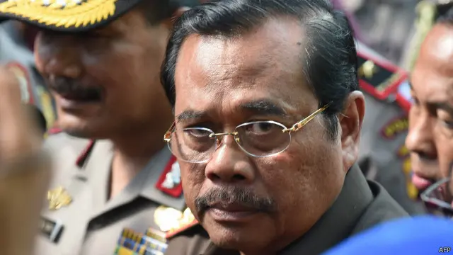 Jaksa Agung HM Prasetyo mengatakan tengah menindaklanjuti, memverifikasi, dan meneliti bukti dan saksi terkait pelanggaran HAM berat. Jika memenuhi syarat untuk ditingkatkan ke penyidikan, dia berjanji akan melakukan dengan segera.