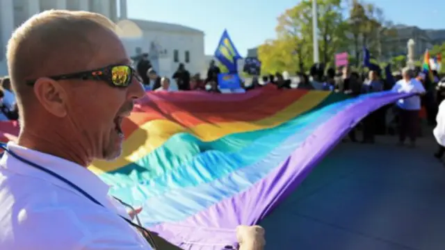 Des militants revendiquant le mariage homosexuel