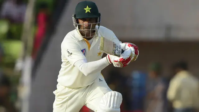 محمد حفیظ پاکستان کو ایک اچھا آغاز دینے میں ناکام رہے