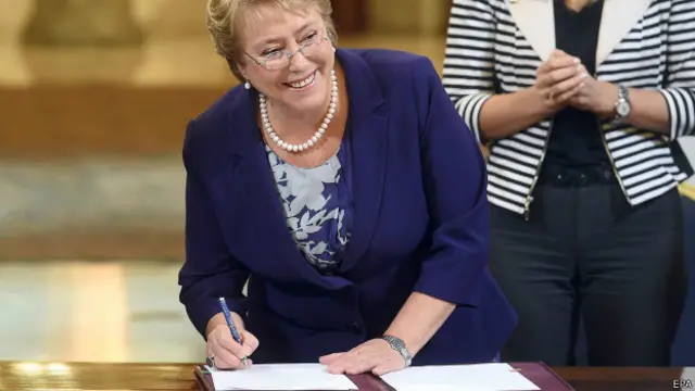 La nueva Constitución era una de las promesas de campaña de Bachelet.