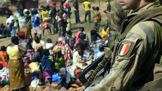 قالت وزارة الدفاع انها ستدعو الى انزال اشد العقوبات بحق أي جندي مذنب