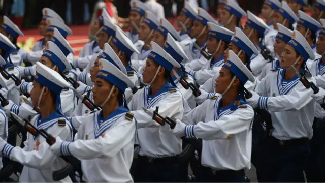 Các binh sỹ thuộc Hải quân Nhân dân Việt Nam
