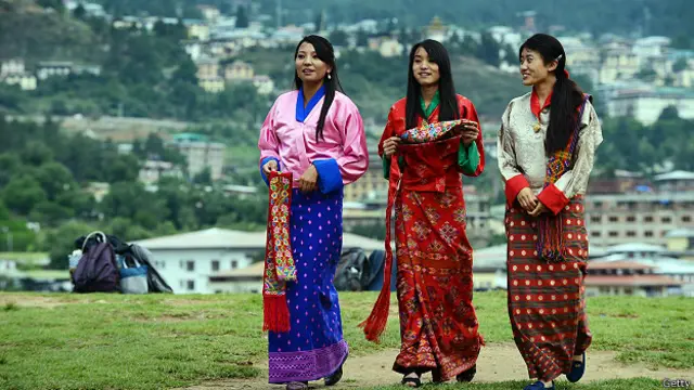 Бутанские девушки