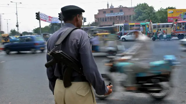 دھماکے کا نشانہ صدر کے صاحزادے کا قافلہ تھا