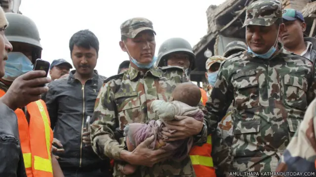 спасенный младенец