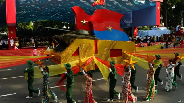 سنہ 1975 میں 30 اپریل کو ہو چی مِن نامی اس شہر پر شمالی ویتنام کی کمیونسٹ فوجوں نے دوبارہ اپنے کنٹرول میں لے لیا تھا