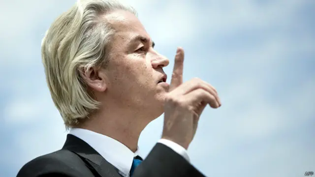 حذر فيلدرز من نشوء "مشاكل أمنية عظيمة" في الولايات المتحدة اذا سمحت للمهاجرين المسلمين بالاقامة فيها