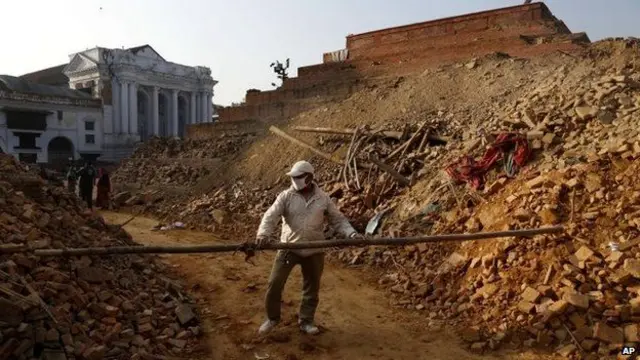 поиски жертв