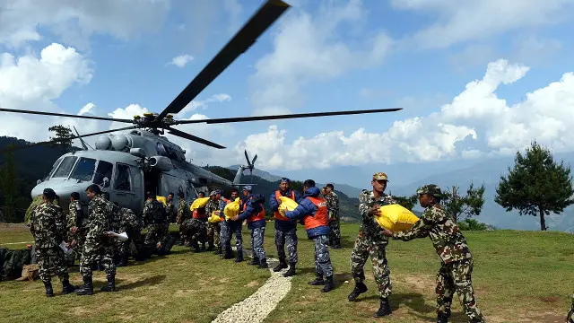 د نیپال د کورنیو چارو وزارت وايي ۲۰ څرخې الوتکې د سندوپالچاک سیمې ته مرستې رسولې دي. 