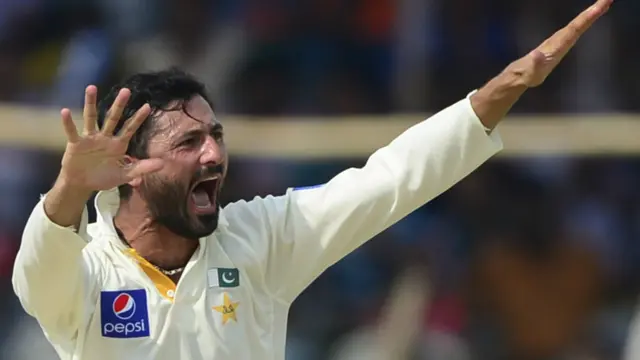 فاسٹ بولر جنید خان عمدہ بولنگ کے باوجود وکٹ حاصل کرنے میں ناکام رہے۔