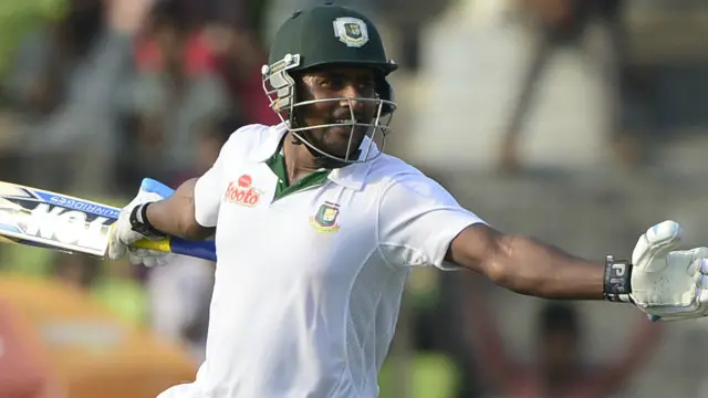 بنگلہ دیشی اوپنروں، امرؤالقیس اور تمیم اقبال نے پاکستان کی برتری 23 رنز تک محدود کر دی ہے