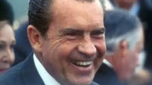 امّا خداییش را بخواهید، نظم نوین جهانی از زمان «ریچارد نیکسونِ واترگیتی» شروع شد.