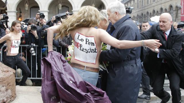 Активистки FEMEN в Париже