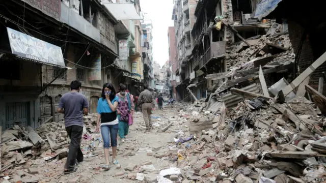 震后加德满都的街道