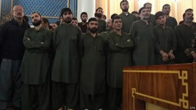 49 شخصا مثلوا أمام المحكمة في قضية فرخندة، بينهم 19 شرطيا