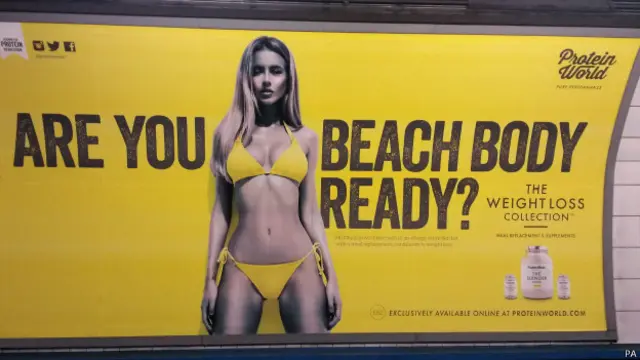 Cartaz no metrô de Londres (Foto: PA)