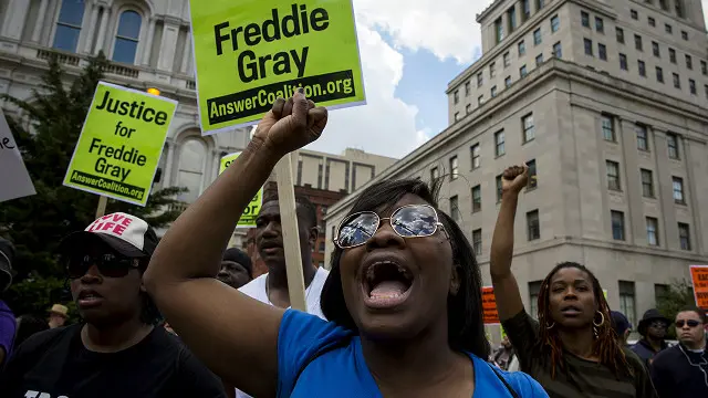 Morte de Gray gerou protestos nos EUA