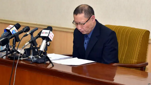 崔純吉在朝鮮的記者會上（26/3/2015）