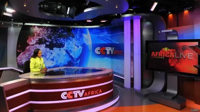 「我可以向你保證,我們有100%的新聞自主權,」《談話非洲》的主持人貝特麗斯·馬紹爾說,「有什麼被禁止報道的?到目前為止,完全沒有。」《談話非洲》是中央電視台非洲分台的一檔旗艦時事分析類節目。