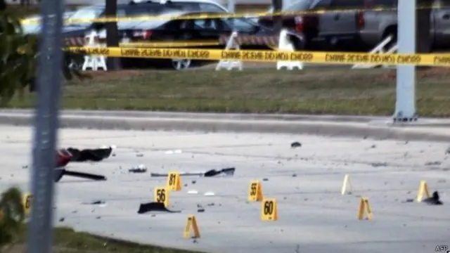 امریکی تفتیشی ادارہ ایف بی آئی حملہ آوروں کے گھر کی تلاشی لے رہا ہے