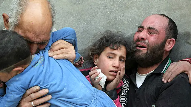 ایمنسٹی انٹرنیشنل کے فلپ لوتھر کا کہنا ہے کہ مسلسل بیرل بمباری نے حلب میں لوگوں کی زندگی کو اجیرن بنا دیا ہے