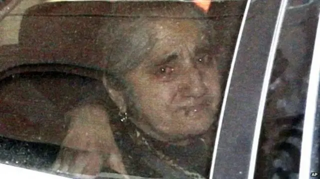 Родственница Царнаева в машине