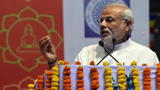 莫迪在新德里出席佛诞节活动（4/5/2015）