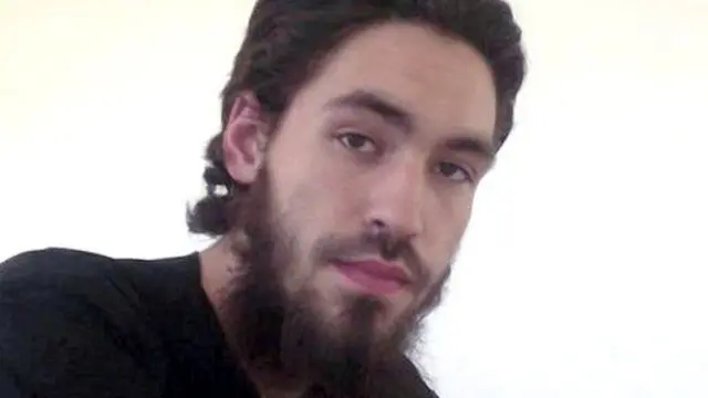 Damian Clairmont Kanada'dan ayrılmadan önce