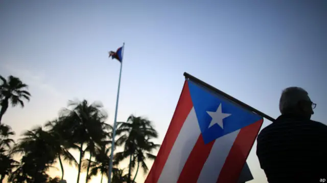 Puerto Rico busca soluciones a una intensa crisis social.