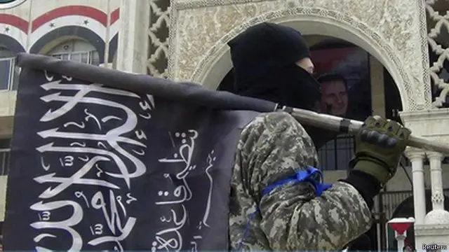 لم يرد أي رد من جبهة النصرة بشأن الاشتباكات مع مقاتلي حزب الله.