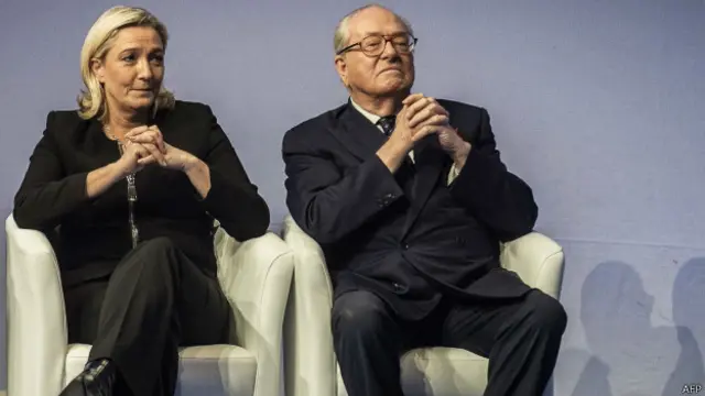 Ahora, el padre incluso quiere que su hija deje de llevar su apellido.