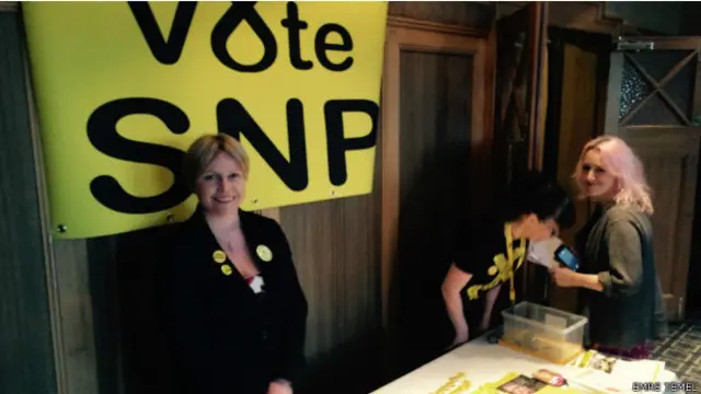 SNP aktivisti Wellesley: Seçmen bizi tercih ediyor çünkü kemer sıkma politikalarına karşı tek gerçek alternatifi sunuyoruz.