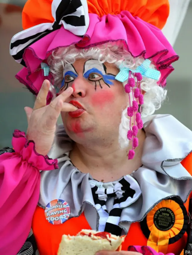 Candidato del Partido de los Monstruos Locos y Delirantes