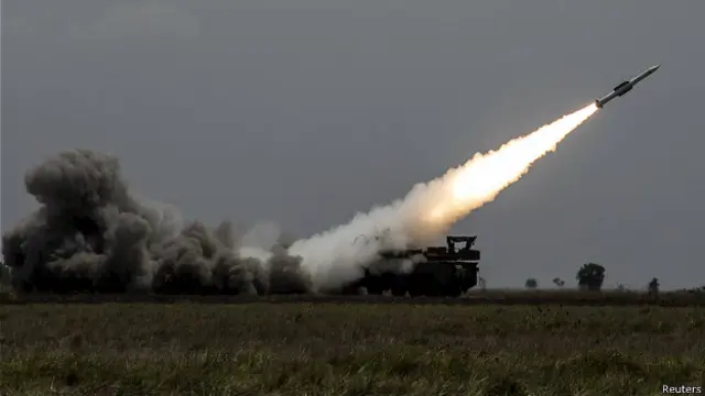 Голландські слідчі прийшли до висновку, що малайзійський "Боїнг" був збитий ракетою зенітного комплексу "Бук", проте поки не оголосили, хто, на їхню думку, керував установкою