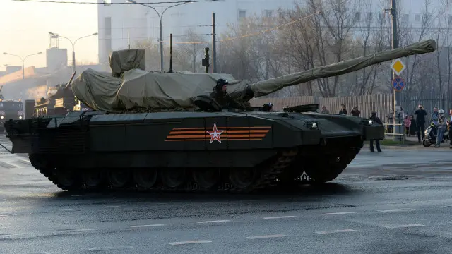 تانک آرماتا (Armata T-۱۴) در حال حاضر افتخار ارتش روسیه محسوب می شود