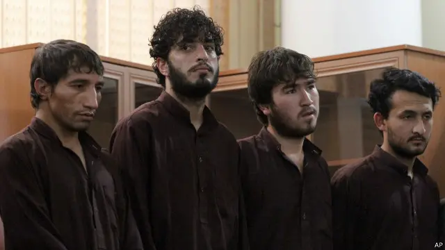 إلى حكم الإعدام على المتهمين الأربعة، تلقى آخرون أحكاما بالسجن 16 عاما.