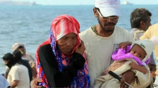 حوثیانو له عدن نه تښتېدونکي مسافر په نښه کړي.