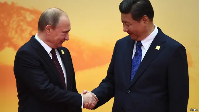 Ông Tập và ông Putin gặp nhau tại Hội nghị Apec vào tháng 11/2014.